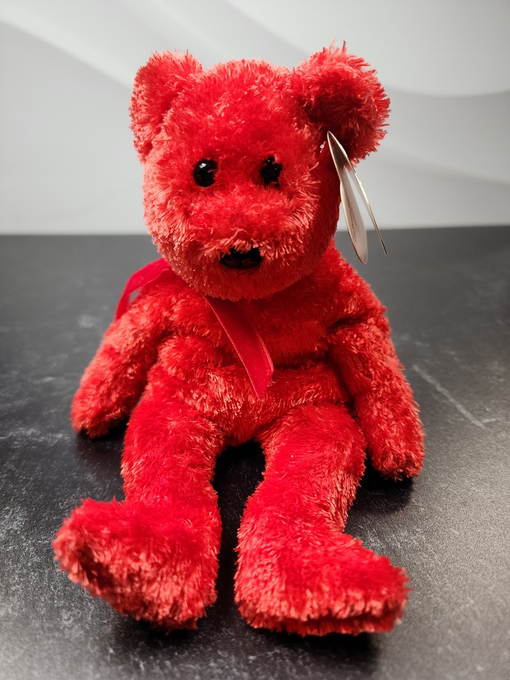 🔴 Ty Beanie Baby Sizzle the Bear — With Tag — Bold Red Shaggy Fur
